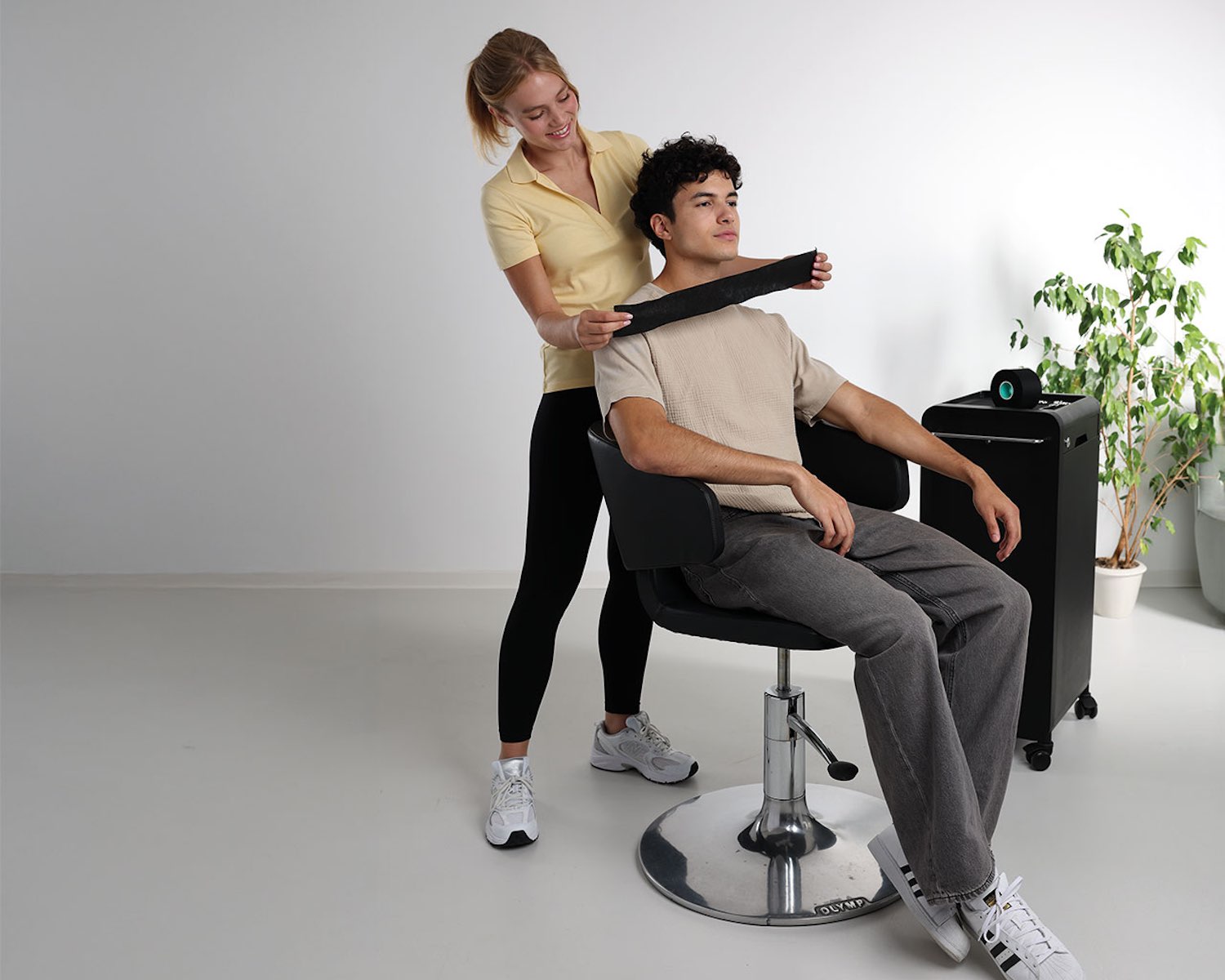 Trend Design Halsschutzkrause COLLIER 5 Rollen à 50 Blatt