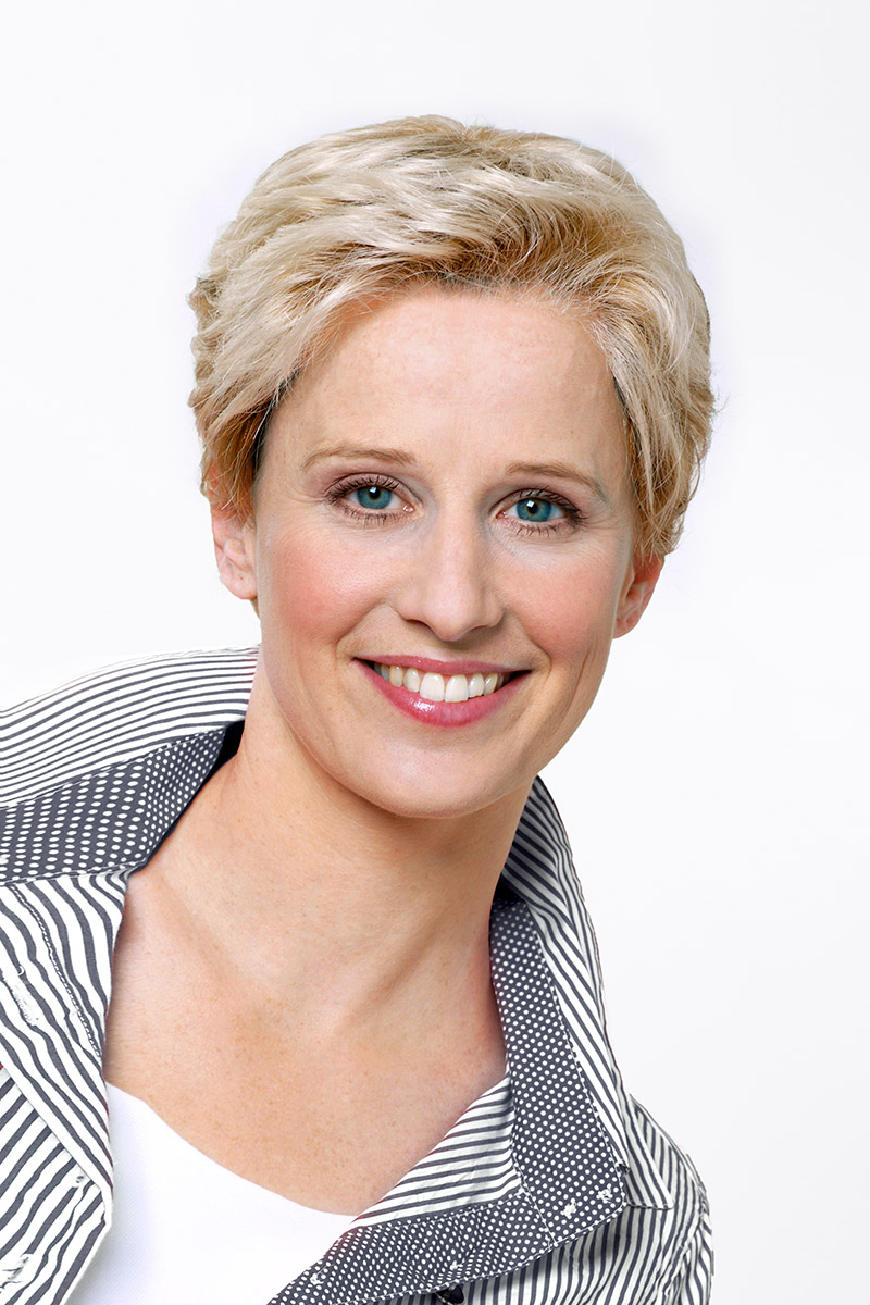 Belle Madame Perücke - Pink Mono SF 10/27/20R+Root10 Chocolate/Cream-Root