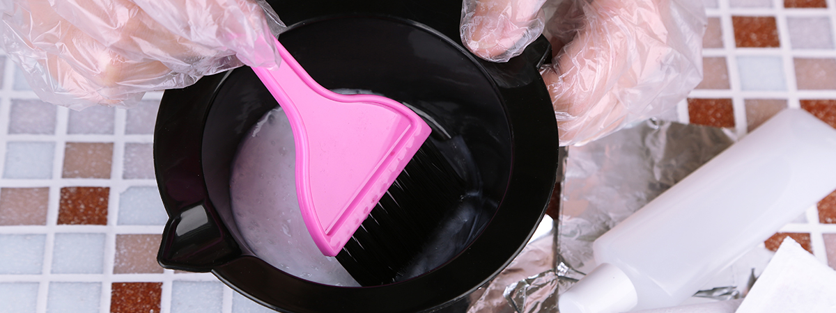 Haarfarbe mischen – so geht's